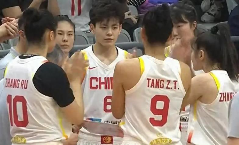 世界杯直播app官网-世预赛:女篮81-68大胜马里,李月汝21+10,张子宇12分